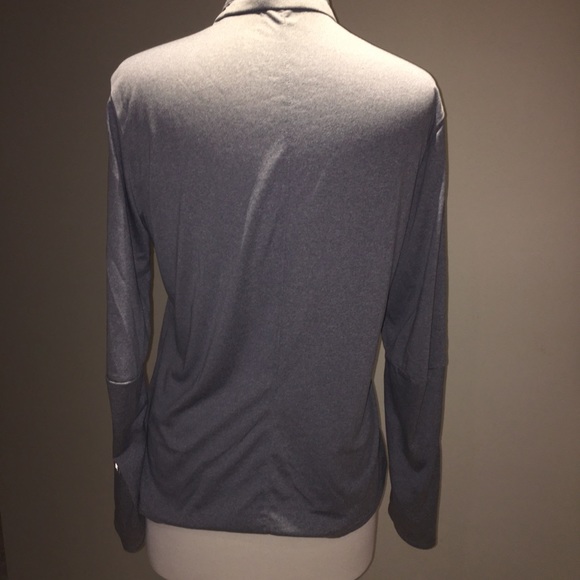 Adidas women’s shirt - Picture 2 of 8